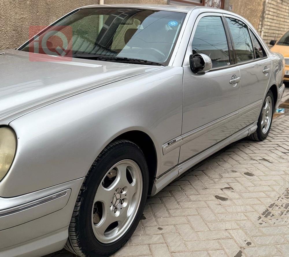 مرسيدس بنز E-Class
